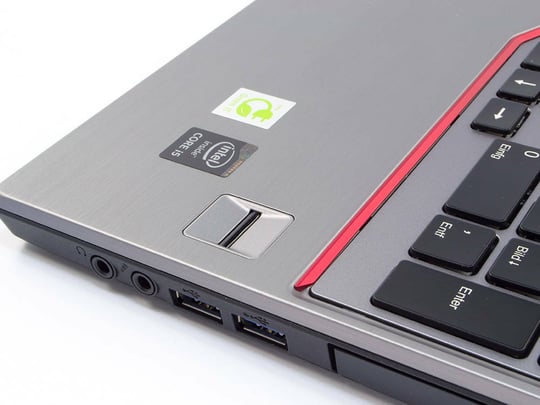 Notebook-Fujitsu-LifeBook-E754-4