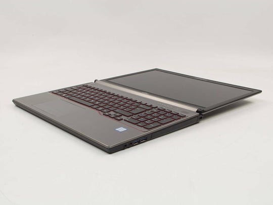 Notebook-Fujitsu-LifeBook-E756-4